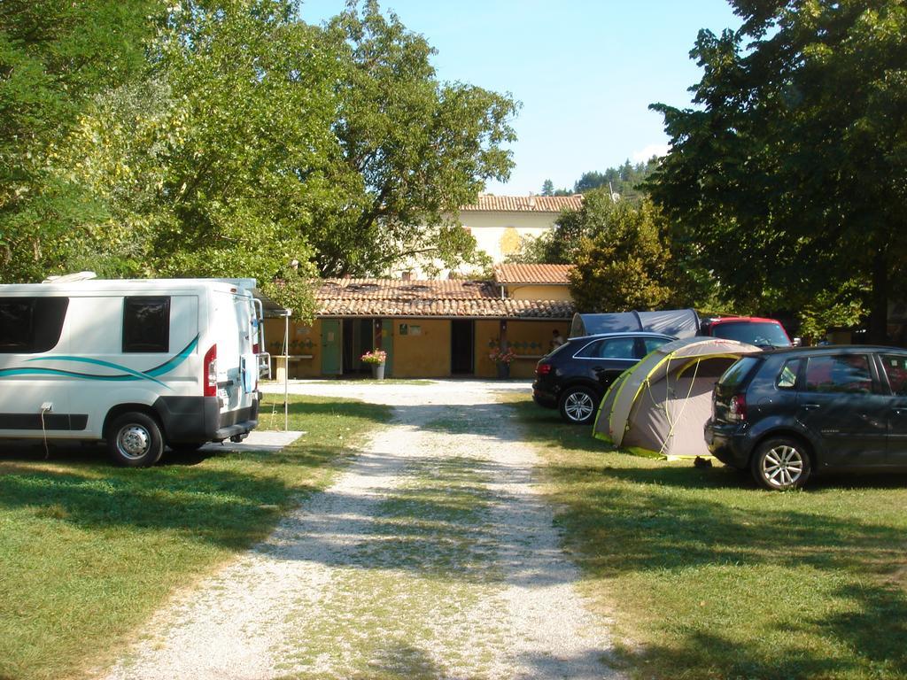 Camping Frédéric Mistral Castellane Exterior foto